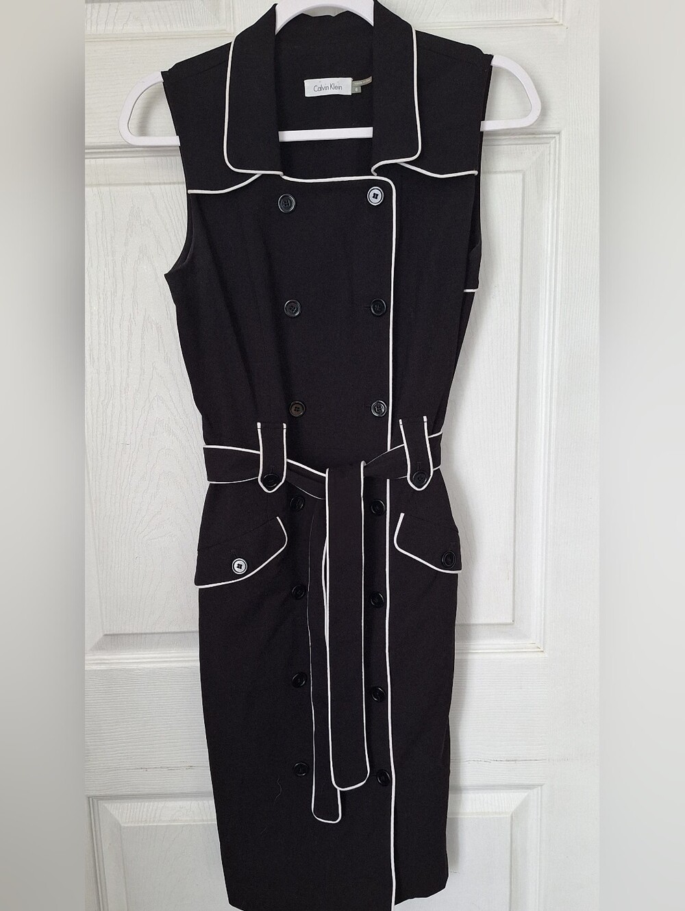 Calvin Klein Black White Piped Sleeveless Trench Sheath Dress Belted Size 6 NWOT